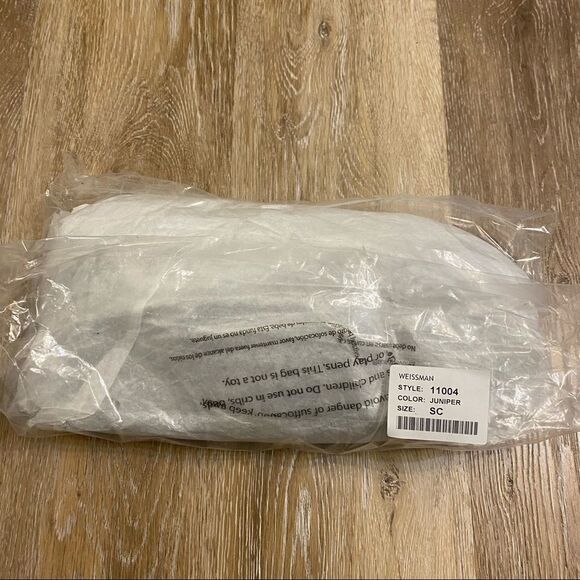 Weissman Dance lyrical costume LOVE IS BIG ENOUGH
11004 juniper Green child SC - Picture 3 of 5